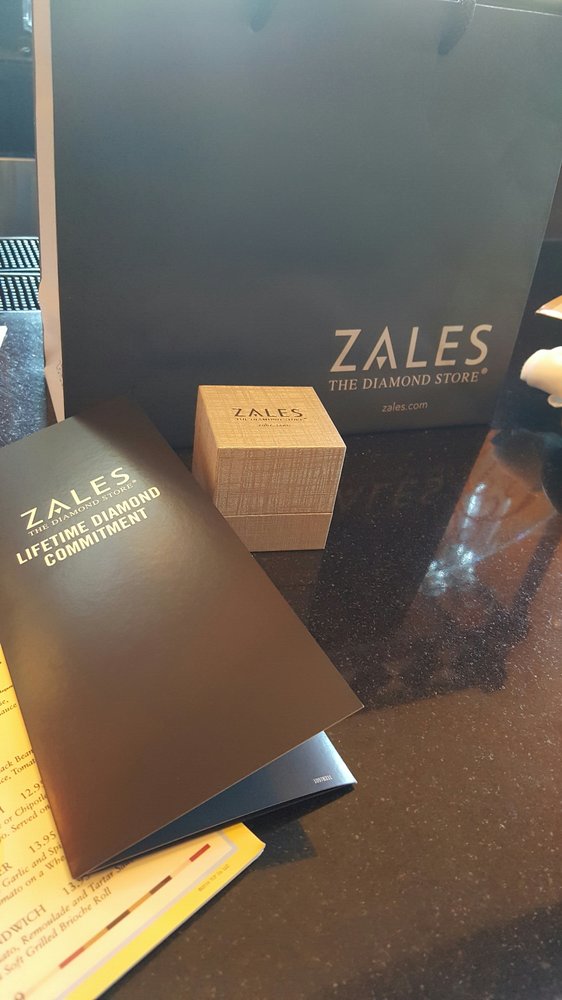 ZALES 329 Christiana Mall, Newark, Delaware Jewelry Phone Number