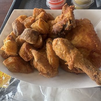 Slavko's - Fried chicken and potato nuggets - Barbeque Near Me - San Pedro, California Slavko's - Fried chicken and potato nuggets - Barbeque Near Me - San Pedro, California