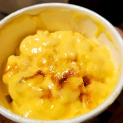BussinBuns - Mac and cheese