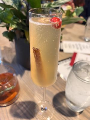 The Standard Social Market by null