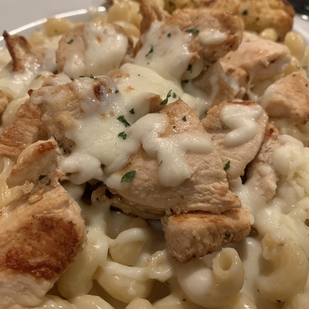 RB's Steakhouse - Chicken Pasta Alfredo - Steakhouses Near Me - Lake Arrowhead, California RB's Steakhouse - Chicken Pasta Alfredo - Steakhouses Near Me - Lake Arrowhead, California