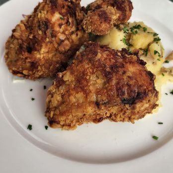 Pomegranate Bistro - Fried chicken dinner - Breakfast & Brunch Near Me - Redmond, Washington