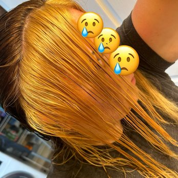 Hair Cuttery - Again, my hair looks yellow and too much blonde - Hair Stylists Near Me - Palm Bay, Florida