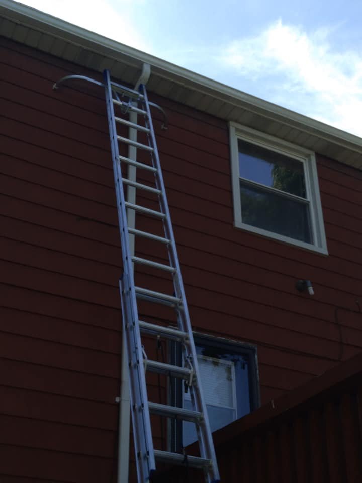 Slide of DMaN Solutions