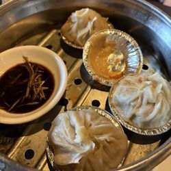 Bo Lings Chinese - Soup dumplings