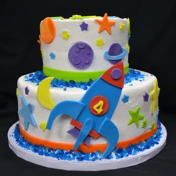 Baker's Nook - This is an example of one of the many kinds of birthday cakes we make for our customers. - Bakeries Near Me - Saline, Michigan Baker's Nook - This is an example of one of the many kinds of birthday cakes we make for our customers. - Bakeries Near Me - Saline, Michigan