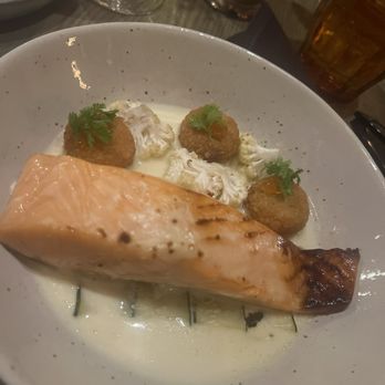 The Franklin Room - Salmon - American Near Me - Chicago, Illinois The Franklin Room - Salmon - American Near Me - Chicago, Illinois