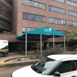 Eyecare Associates - Exterior Entry