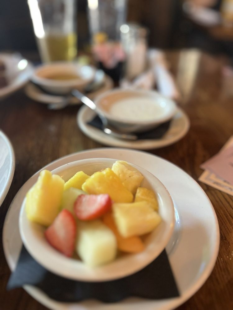 ROCKWELL’S BAKERY, CAFE & BAR Updated October 2024 584 Photos & 724