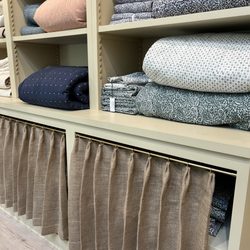 Nickey Kehoe - Beautiful linens.