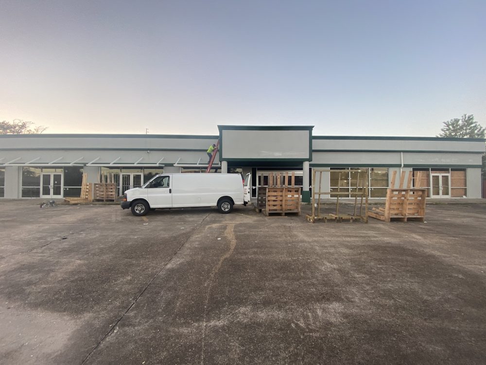 Slide of Rojo’s Custom Painting