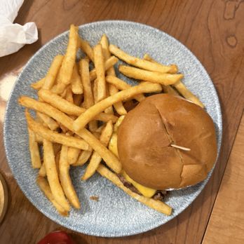 HolyBelly - Kids meal- cheeseburger - Breakfast & Brunch Near Me - Grover Beach, California HolyBelly - Kids meal- cheeseburger - Breakfast & Brunch Near Me - Grover Beach, California