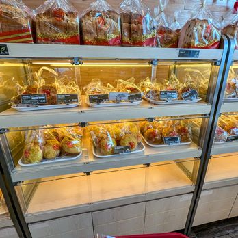 Sheng Kee Bakery & Cafe - Bakeries Near Me - Daly City, California