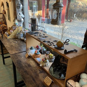 Painted Bear Coffee - Local handmade merchandise - Coffee & Tea Near Me - Gatlinburg, Tennessee Painted Bear Coffee - Local handmade merchandise - Coffee & Tea Near Me - Gatlinburg, Tennessee