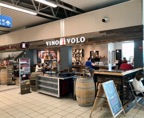 VINO VOLO by null