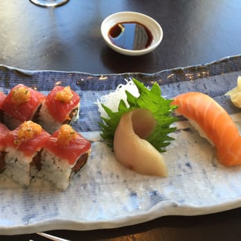 NoMI - Sushi platter - Bars Near Me - Chicago, Illinois