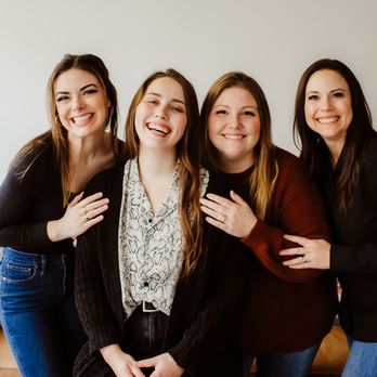 Upper Left Accounting - Candid Team Photo - Payroll Services Near Me Upper Left Accounting - Candid Team Photo - Payroll Services Near Me