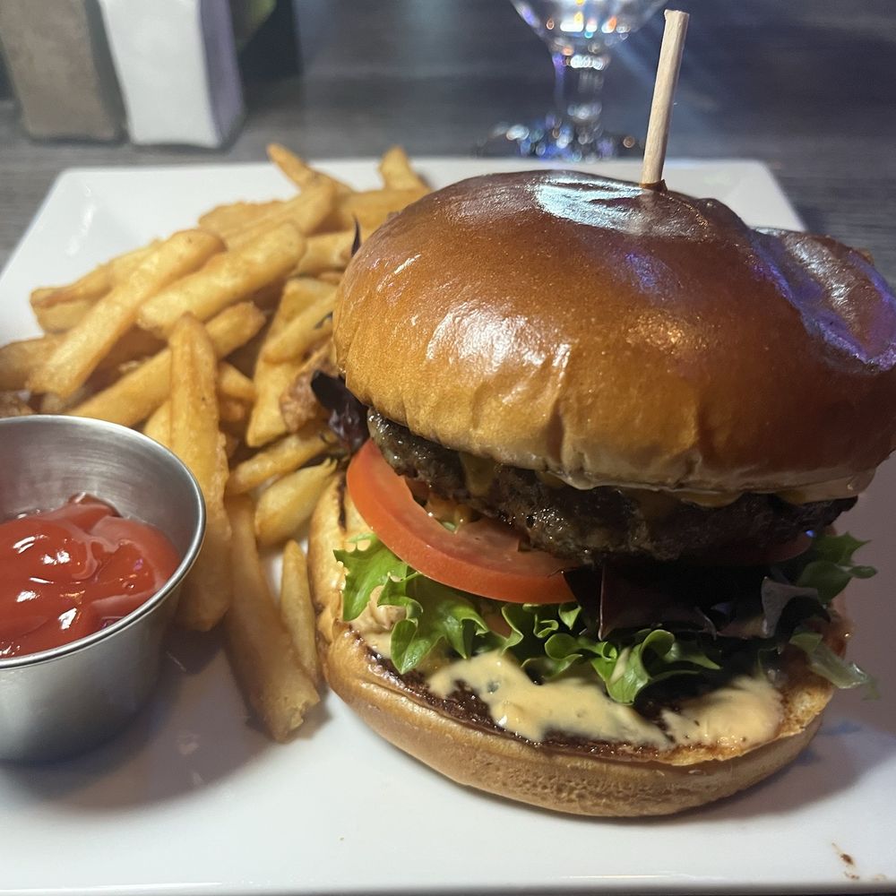 Legends Burger