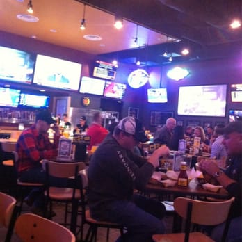 Buffalo Wild Wings - Sports Bars Near Me - Rolla, Missouri