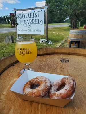 Botanist and Barrel by null