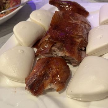 R & G Lounge - Half R&G Peking Duck 北京片皮鴨 (sauce and scallions plated separately) - Seafood Near Me - San Francisco, California R & G Lounge - Half R&G Peking Duck 北京片皮鴨 (sauce and scallions plated separately) - Seafood Near Me - San Francisco, California