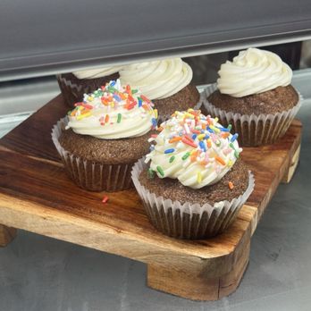 Ap Pizza & Cafe - Cupcake - Pizza Near Me - Lynbrook, New York