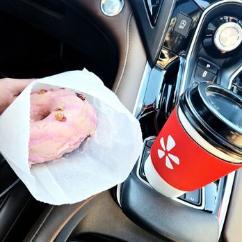 Café La Lele - Red Velvet Latte and Rose Donut - Coffee & Tea Near Me - San Antonio, Texas