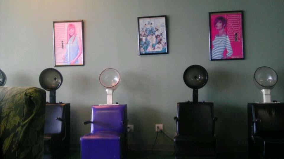 Hair Design by Niccole & CO Logo