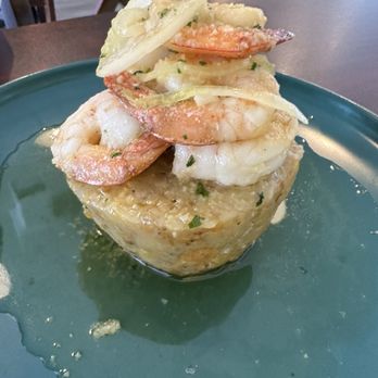 Cassava - , Camarones al ajillo con bifongo - Caterers Near Me - El Paso, Texas