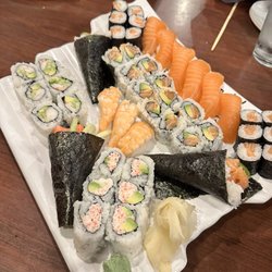 Mene Sushi - Seafood Lovers Combo Roll Combo