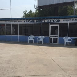 Captain Mike's Seafood - Outside