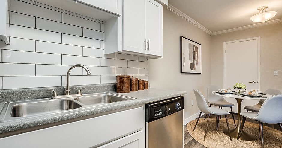 Aventerra at Dobson Ranch Apartments - property management company in Mesa, AZ