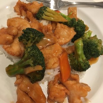 Cheng's Gourmet - Chicken and Broccoli over white rice - Chinese Near Me - Millersburg, Ohio Cheng's Gourmet - Chicken and Broccoli over white rice - Chinese Near Me - Millersburg, Ohio