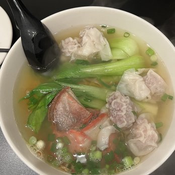 Umi Cafe - BBQ pork and wonton soup - Bubble Tea Near Me - Issaquah, Washington Umi Cafe - BBQ pork and wonton soup - Bubble Tea Near Me - Issaquah, Washington