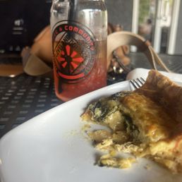 Vegetable quiche and a delicious bubble tea Vegetable quiche and a delicious bubble tea