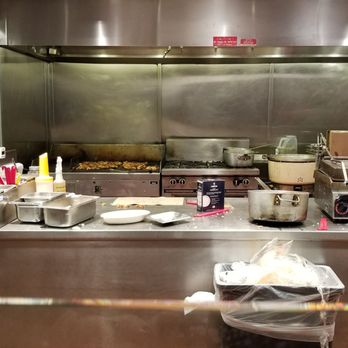 Chipotle Mexican Grill - Mexican Near Me - West Bloomfield, Michigan