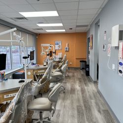 Orthodontic Experts - Burbank - Burbank Clinic Interior