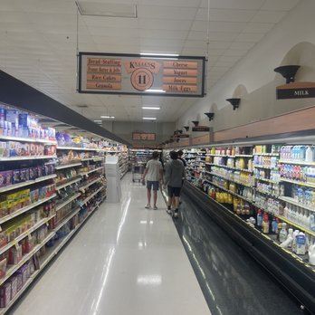 King Kullen - people shopping in a grocery store - Grocery Near Me - Wading River, New York