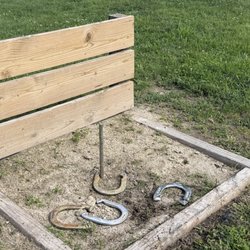 Starved Rock Family Campground - Horseshoes