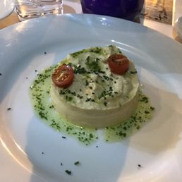 Hummus with bread(not in picture)