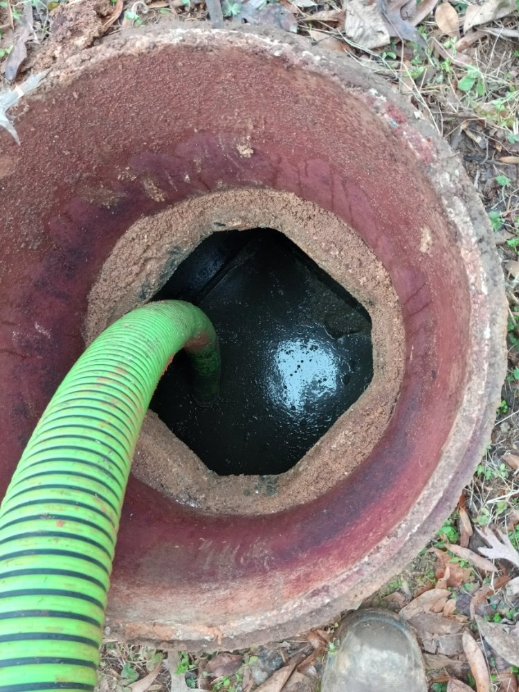Slide of Double Deuce Septic Service