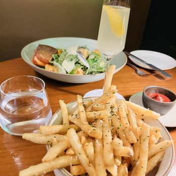 orafo - Salmon salad and fries - Italian Near Me - San Francisco, California orafo - Salmon salad and fries - Italian Near Me - San Francisco, California