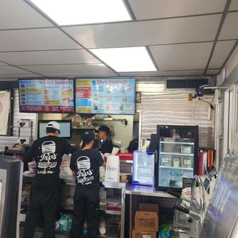 Irv's Burgers - Hopping inside - Burgers Near Me - Los Angeles, California Irv's Burgers - Hopping inside - Burgers Near Me - Los Angeles, California