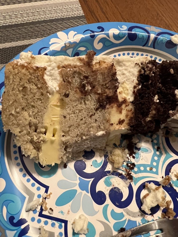 CUPS N’ CAKES BAKERY Updated August 2024 1151 Brook Forest Ave