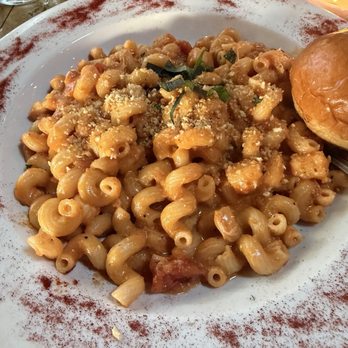 Quahog's Seafood Shack - Seafood Mac and cheese - Seafood Near Me - Stone Harbor, New Jersey