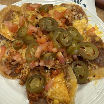 Someburros - Nachos with chicken. - Mexican Near Me - Chandler, Arizona