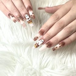 Lush Nail Lounge - _Nina_