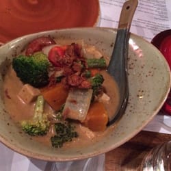 Som Tam - Yellow Curry