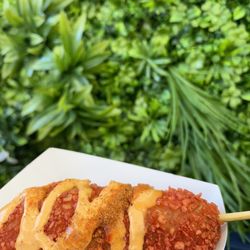 Paris Banh Mi - C8. Hot Cheestos Haft & Haft