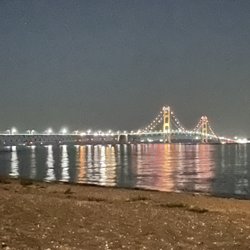 Gary R Williams Memorial Park - Night view